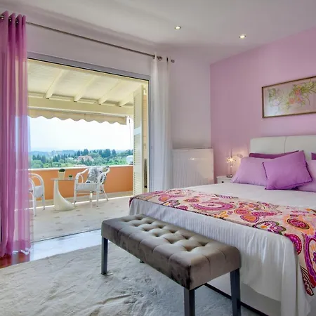 Villa Seaview & *