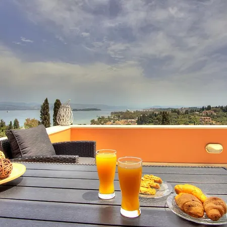 Seaview & Villa *