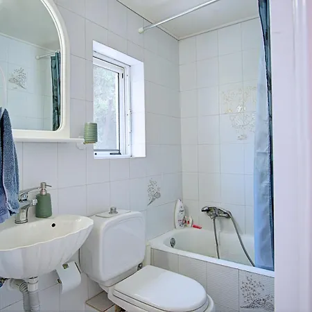 Seaview & * Alykes Potamou